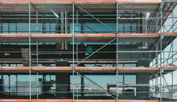 claudio-schwarz-hik3IcCqNtc-unsplash